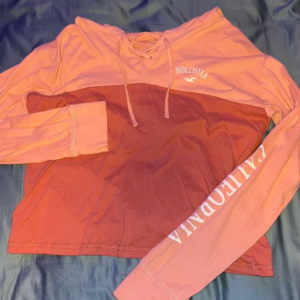 hollister cropped long sleeve with hoodie